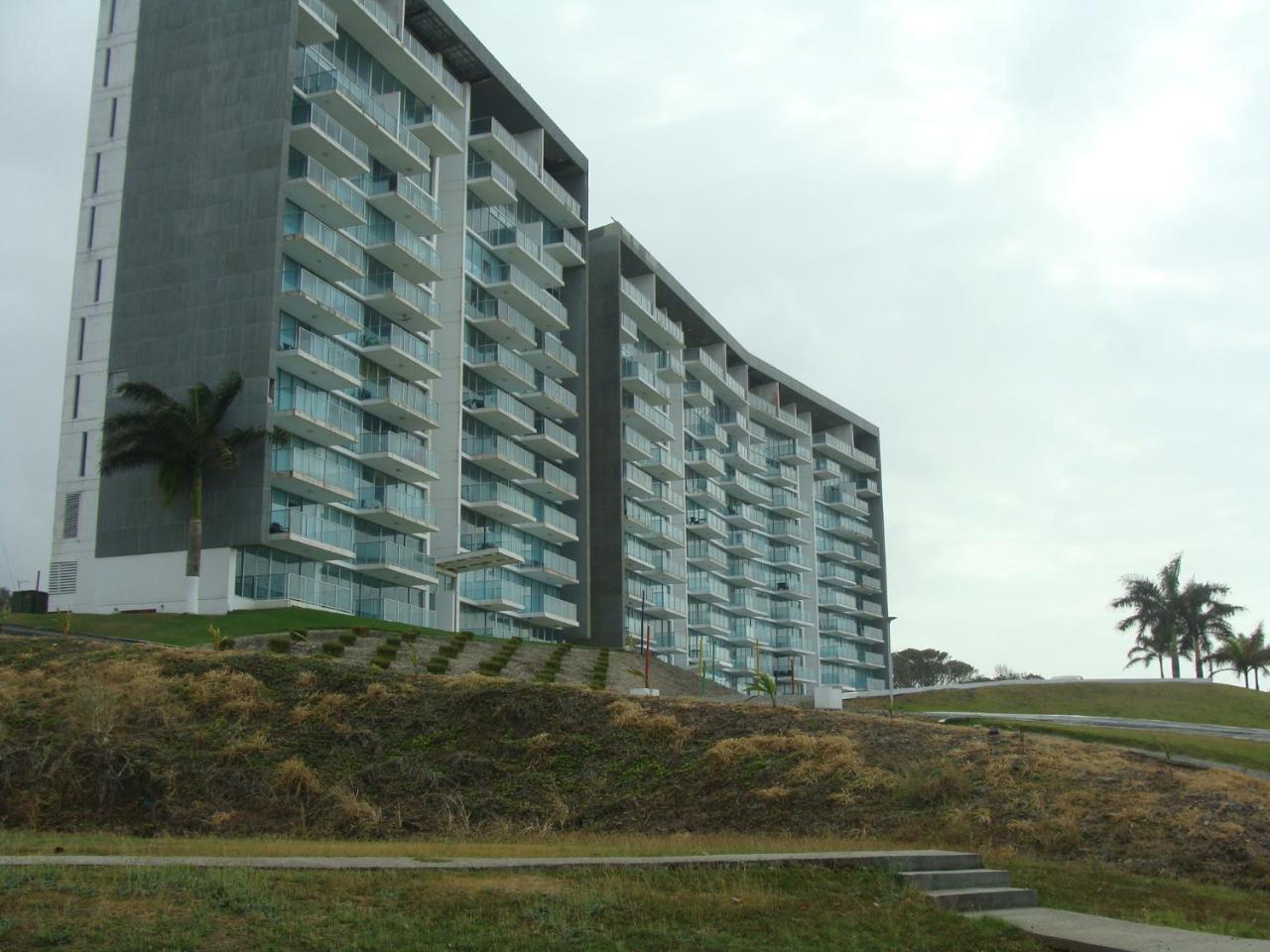 Apartamento En Balabeach Maria Chiquita In Front Of The Beach 2Hab Colon Zewnętrze zdjęcie