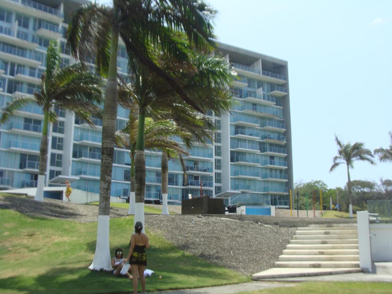 Apartamento En Balabeach Maria Chiquita In Front Of The Beach 2Hab Colon Zewnętrze zdjęcie