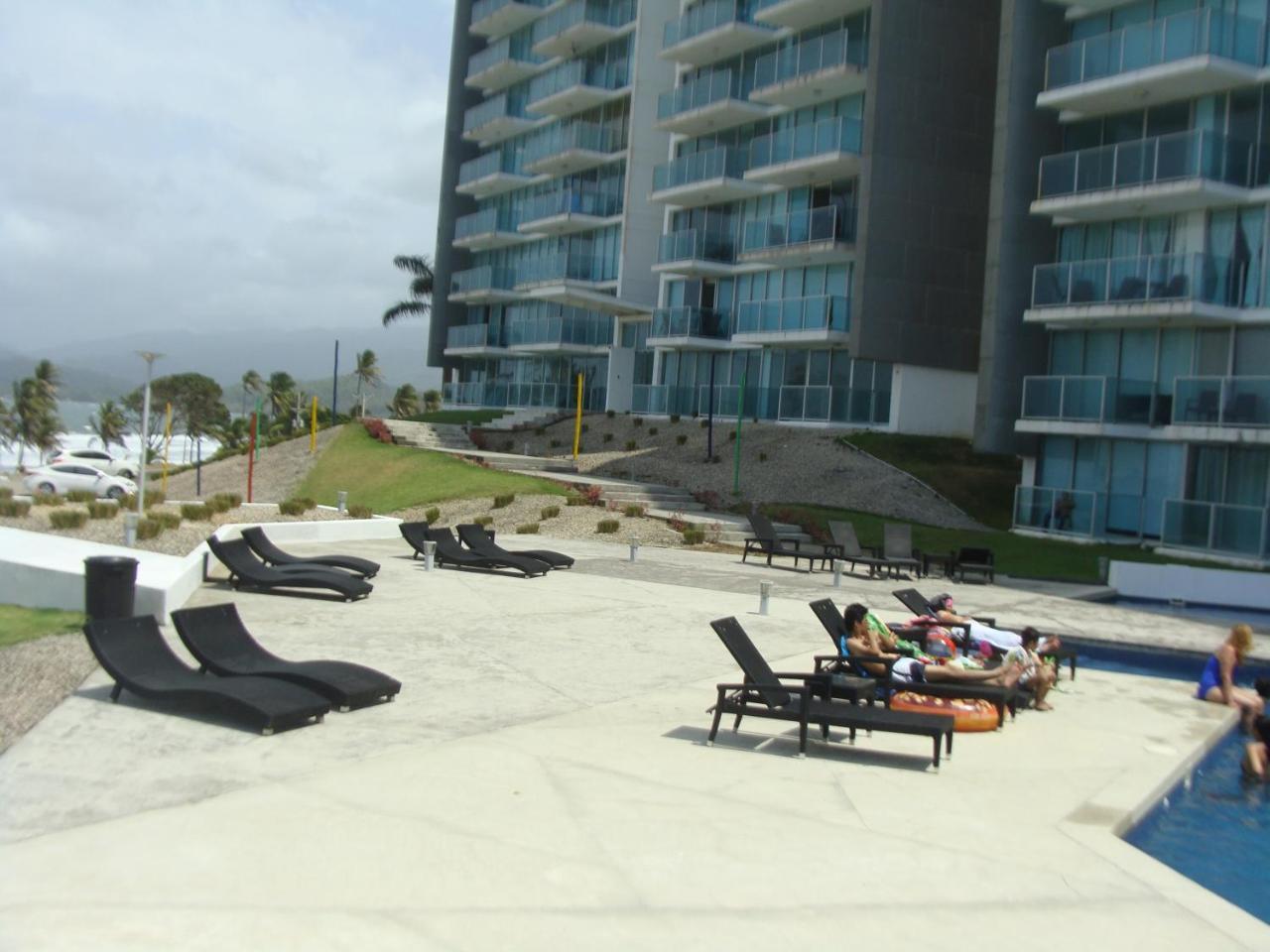 Apartamento En Balabeach Maria Chiquita In Front Of The Beach 2Hab Colon Zewnętrze zdjęcie